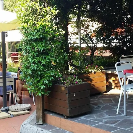 Peschiera * פסקיארה דל גארדה
